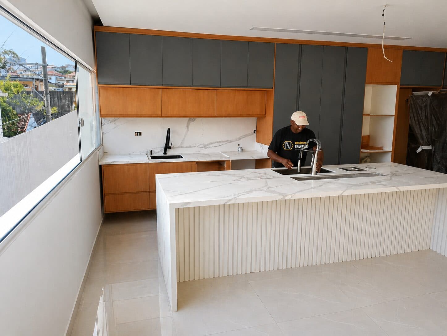 Kitchen with stone countertop and finishing — project 12