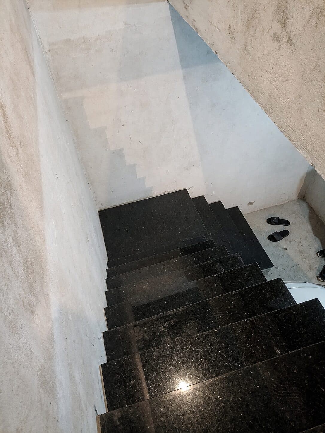 Stone-clad staircase — project 03